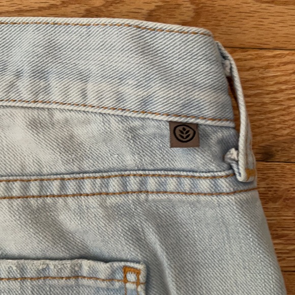 Distressed Denim Cutoff Shorts with Chain Detail and Rolled Hem - Picture 5 of 7